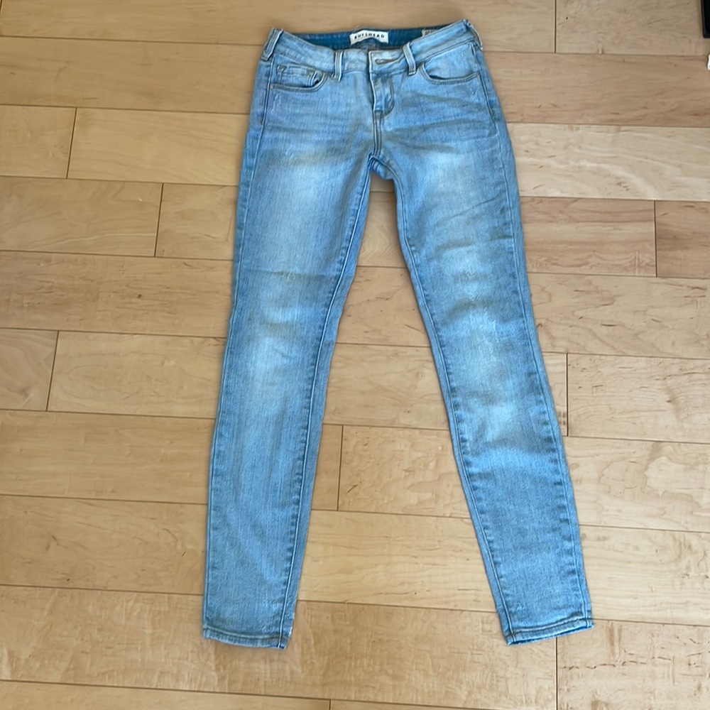 Bullhead low rise skinniest jeans